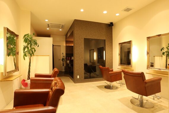 リール ヘアーアンドカンパニー(Rire Hair&Co.)