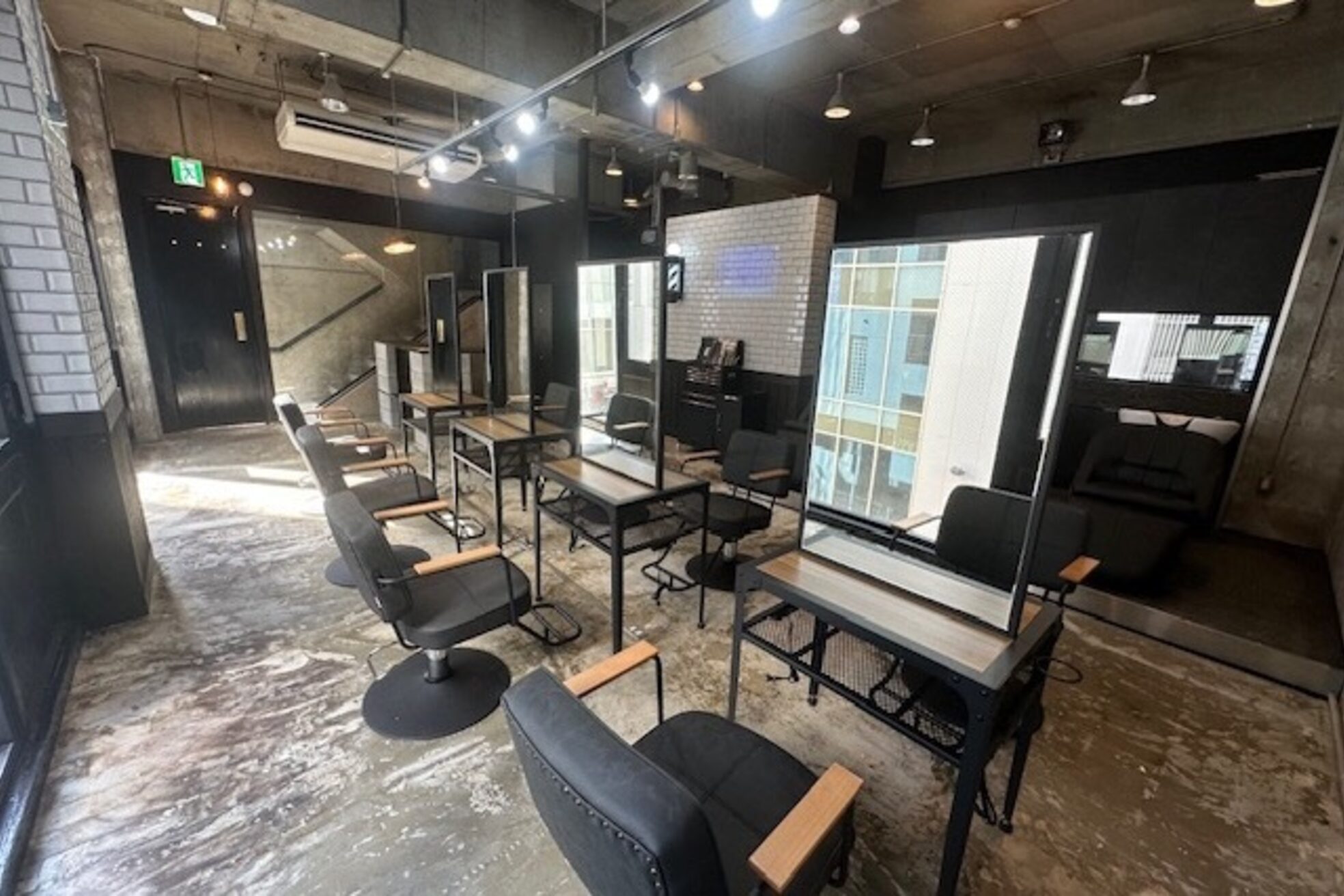 カットワークススリックバイフェローズ(CUT WORKS SLICK by fellows)4