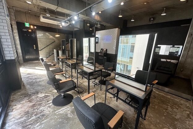 カットワークススリックバイフェローズ(CUT WORKS SLICK by fellows)4