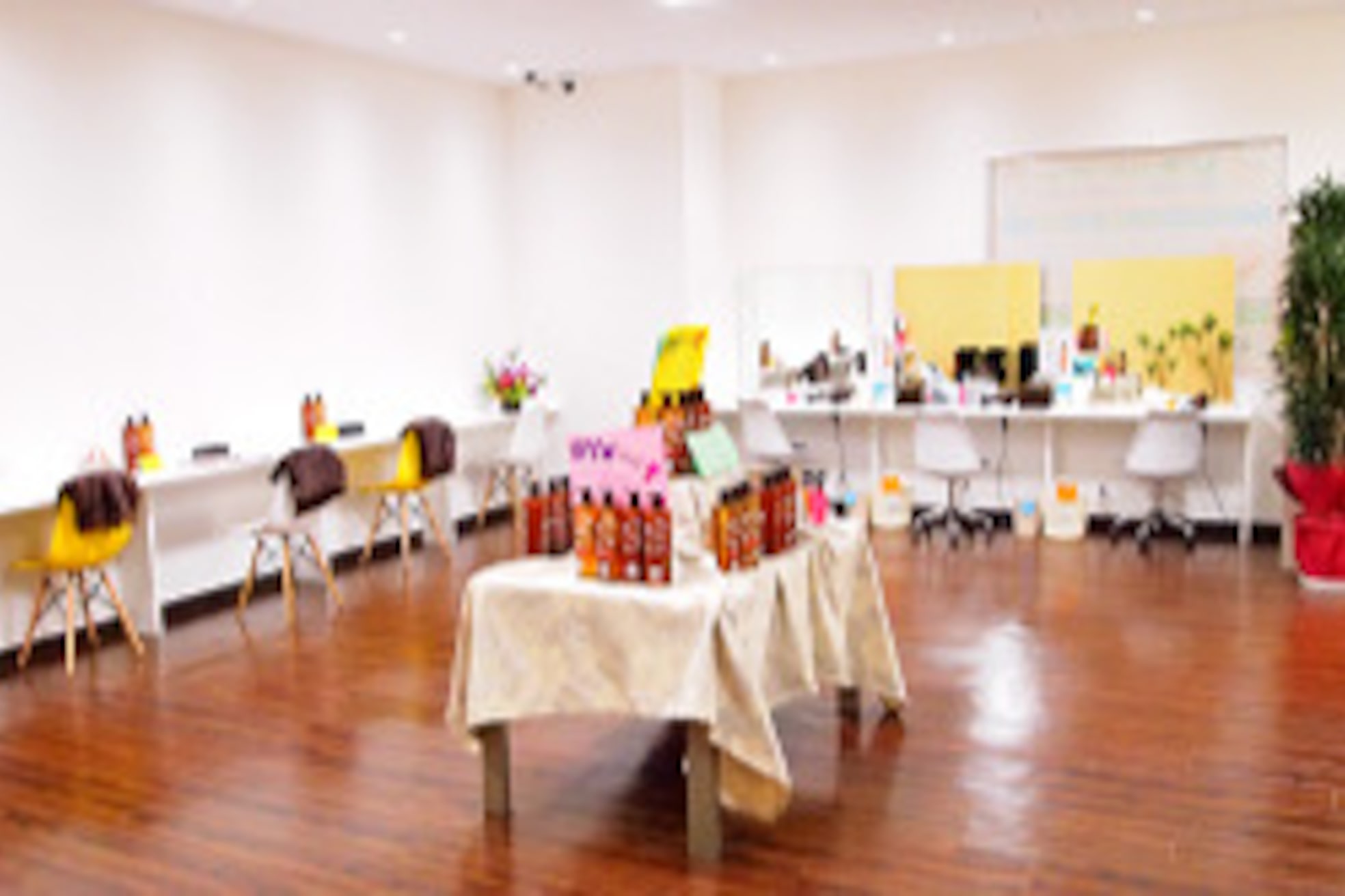 ココデカラーウオロク 長岡店(COCO de COLOR)1