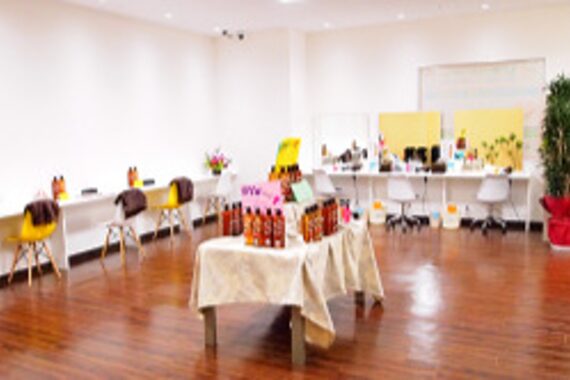 ココデカラーウオロク 長岡店(COCO de COLOR)