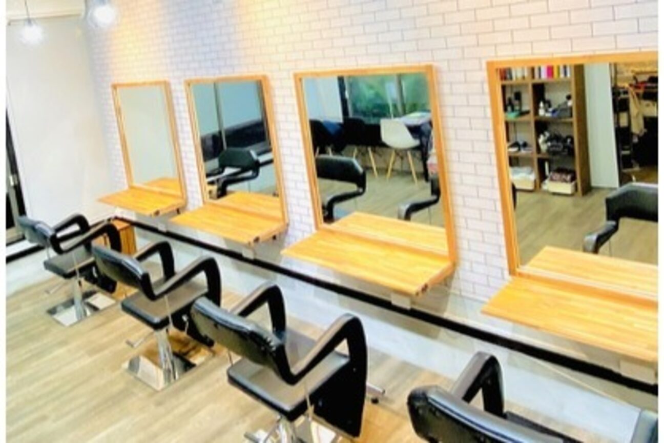 ココデカラー 新潟駅前店(COCO de COLOR)1