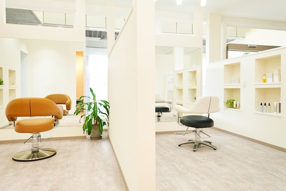 サロンドエム(Salon de emu.)