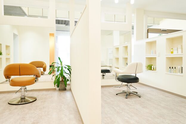 サロンドエム(Salon de emu.)1