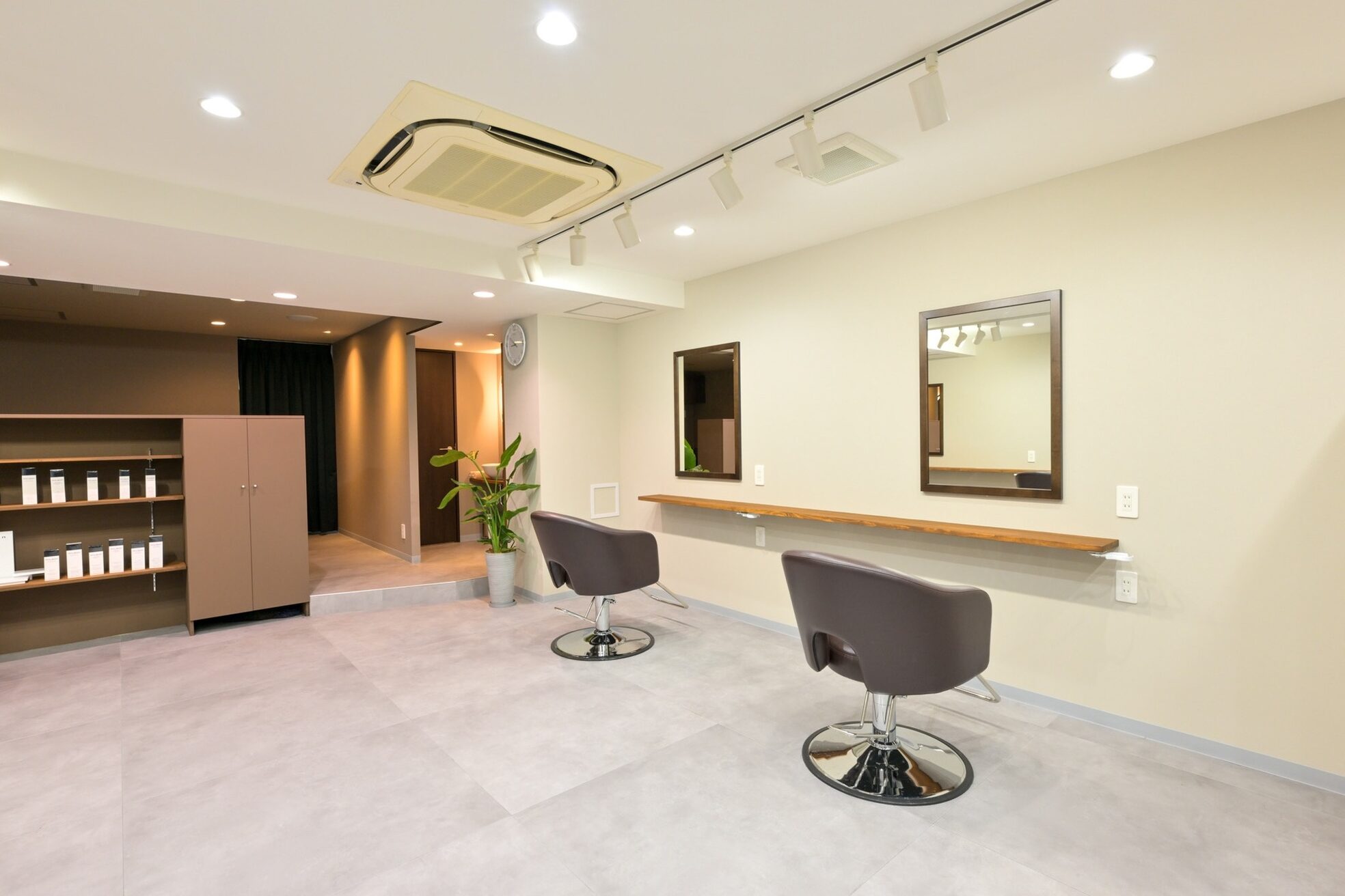 ルーム 中央林間店(ROOM)2