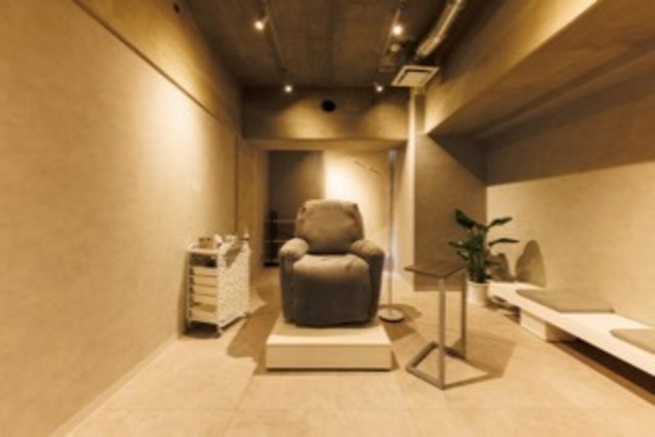 riganuts eyelash（株式会社　ｋｎｏｌｌ　ｍｏｕｎｔａｉｎ　ｌｏｖｅｓ　ｓｅａ）画像1