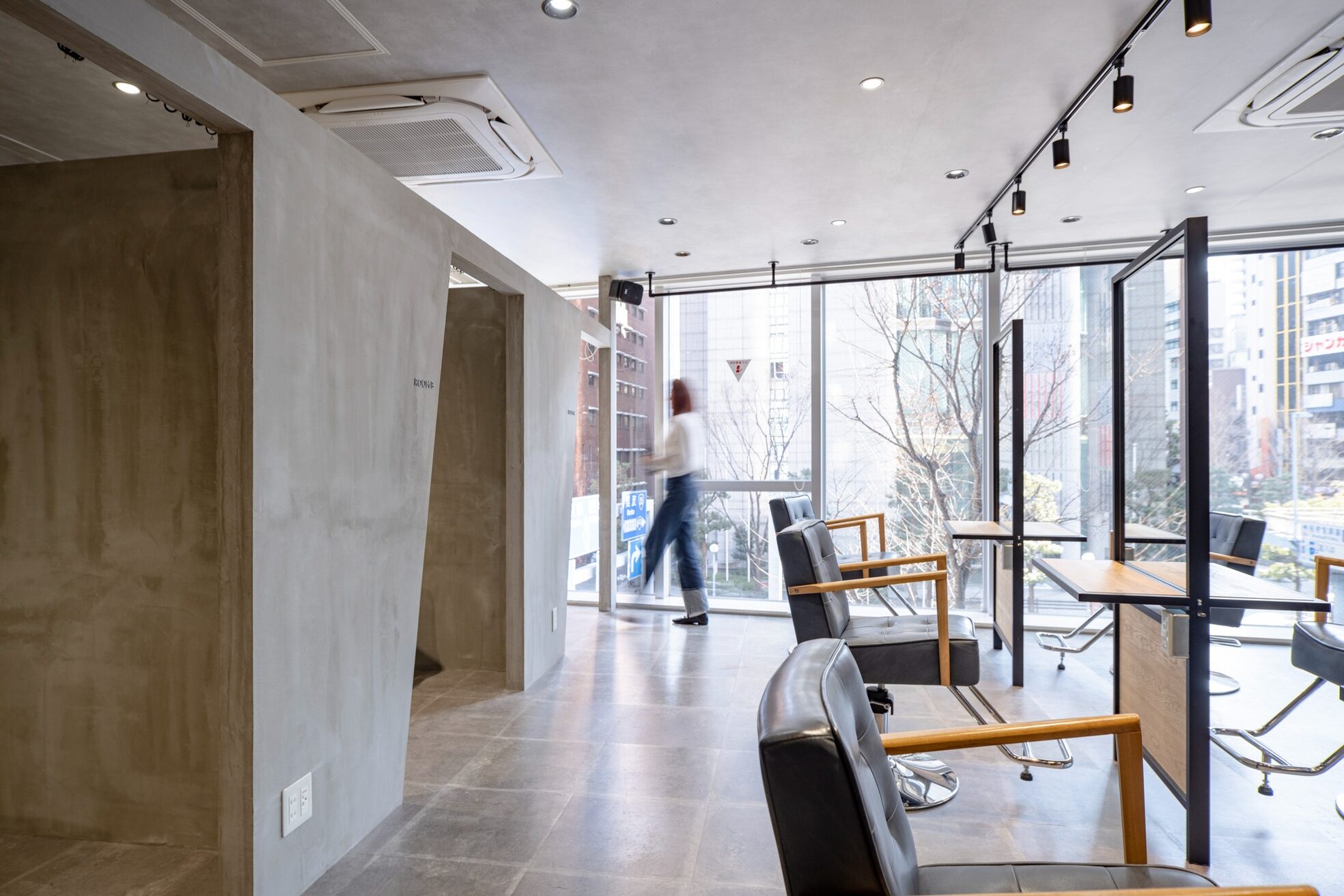 ネウィ 梅田(newi)2