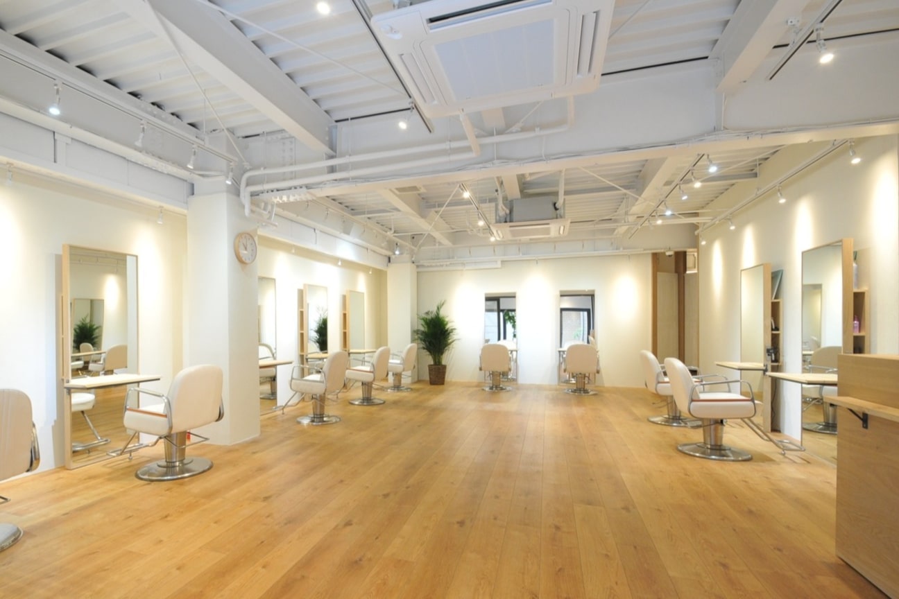 【ヘアケア特化型サロン】newi 京橋【ネウィ】(株式会社 storage green label)画像1