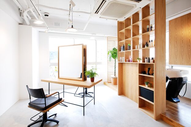 イーナ(17 HAIRMAKE&NAIL)1