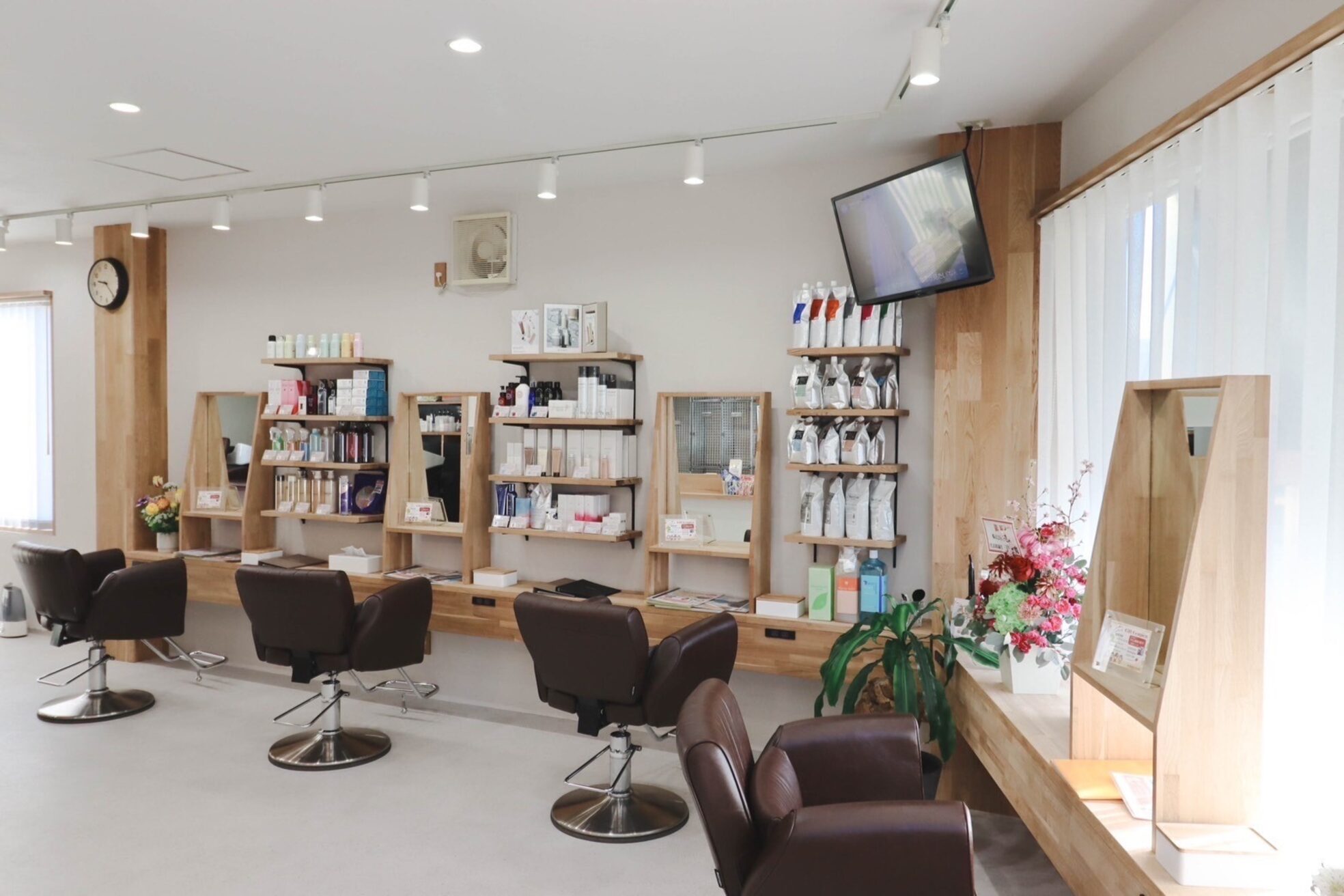 キュアー 浜ノ茶屋店(cure)2