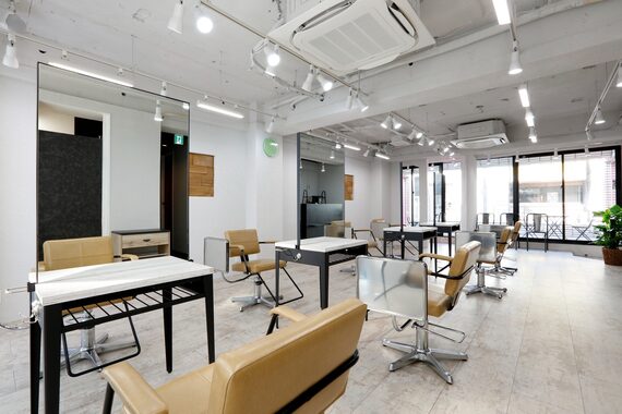 アジールヘア 所沢プロペ通り店(agir hair)