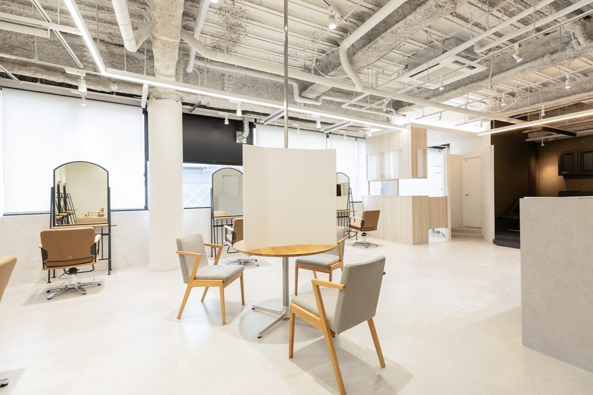 トゥルーズ 梅田店(TLUUS)1