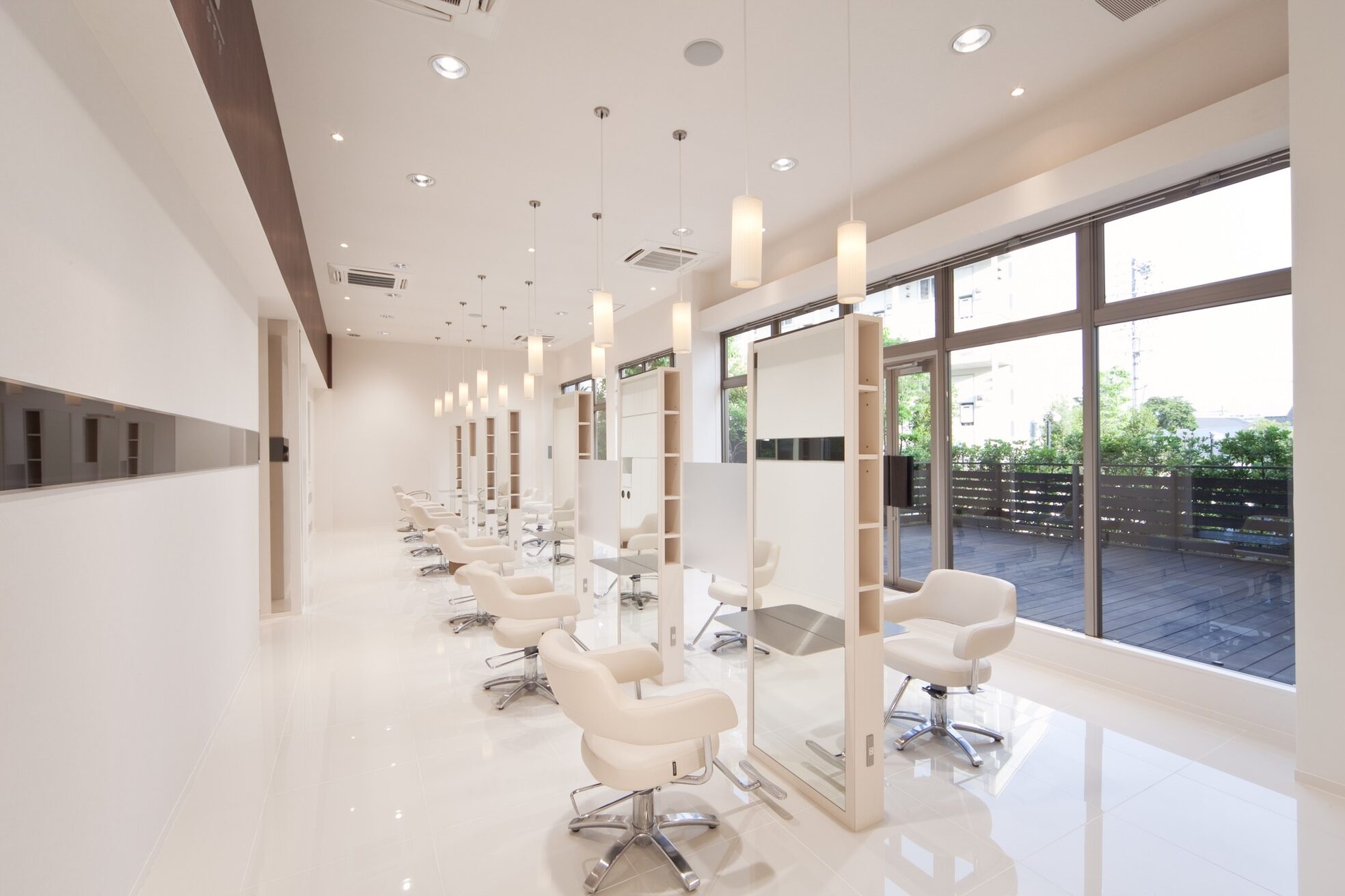 アイコニック 長久手店(ICONIQ)2