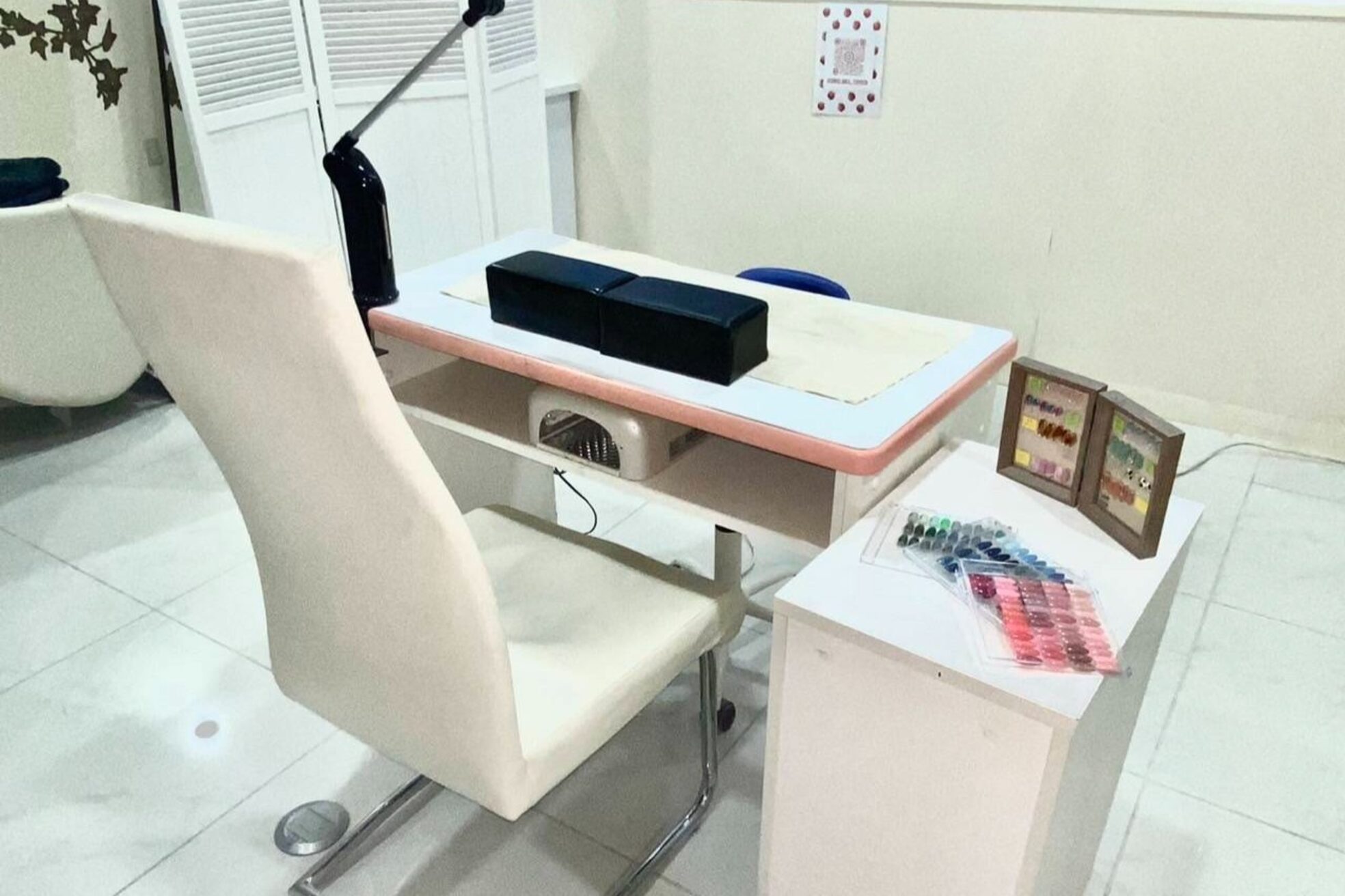 アイコニック ネイルアンドアイ 豊田店(ICONIQ nail&eye)1