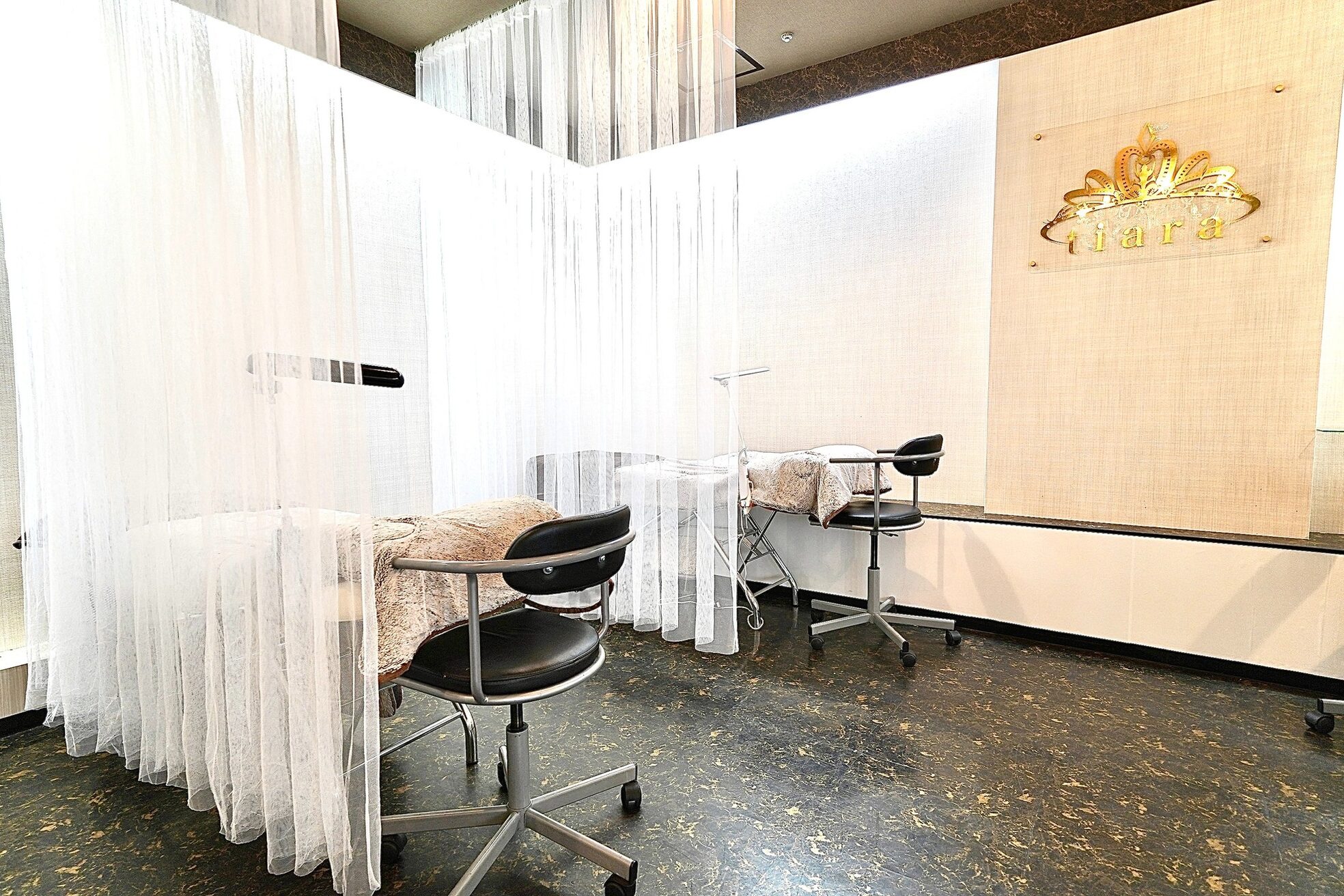 ティアラ 梅田店(tiara)9