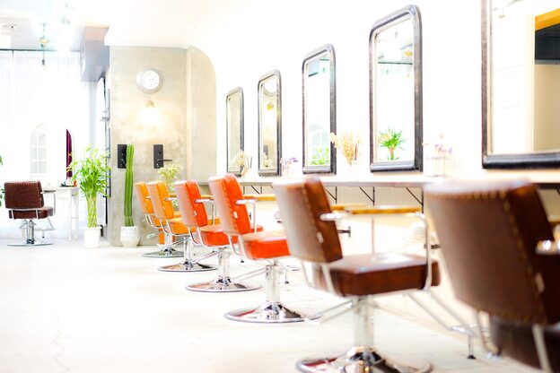 エトネ ヘアーサロン 仙台駅前(eTONe hair salon)1