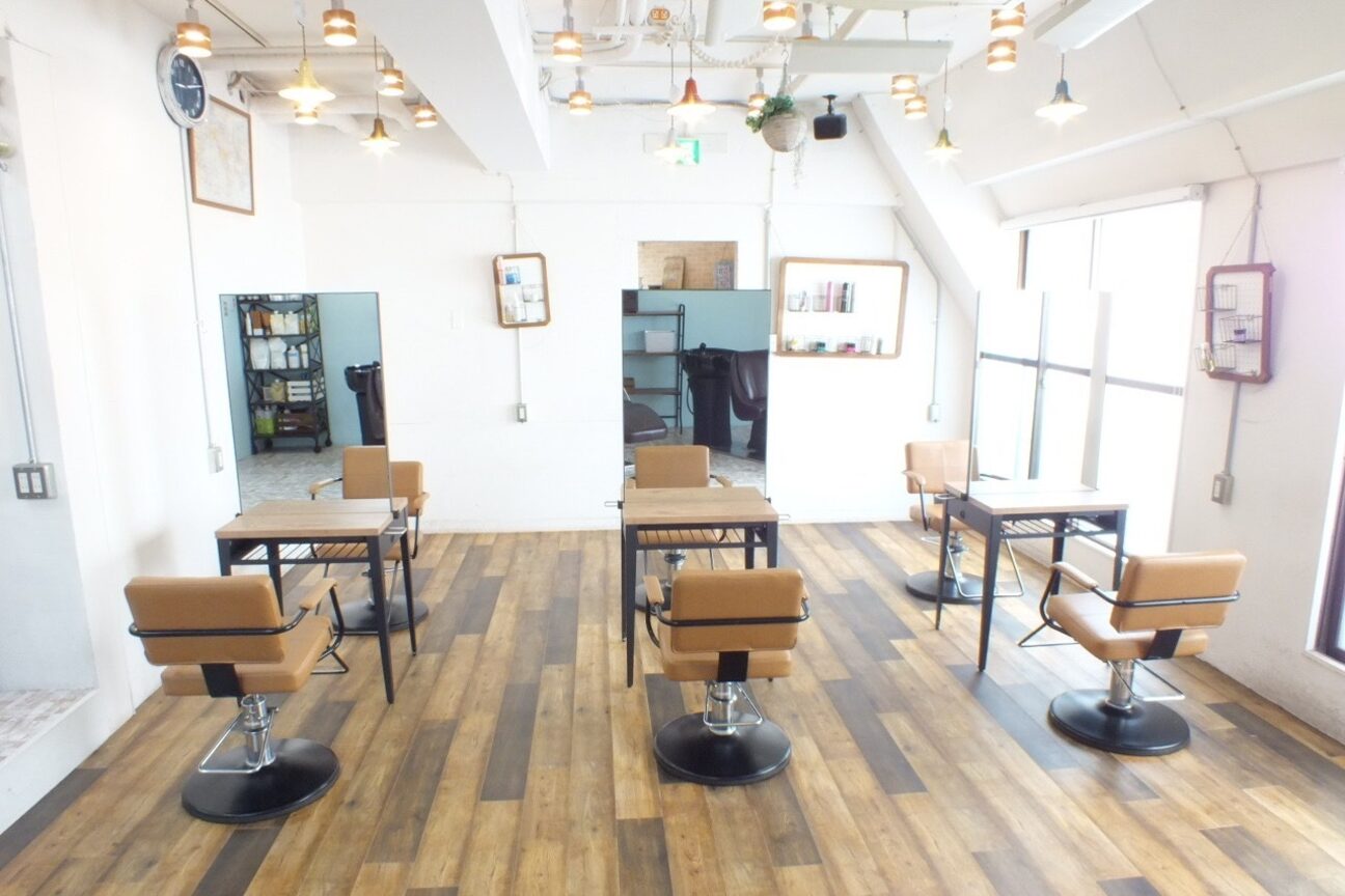 Jena（株式会社　ＬＯＲＥ）画像1