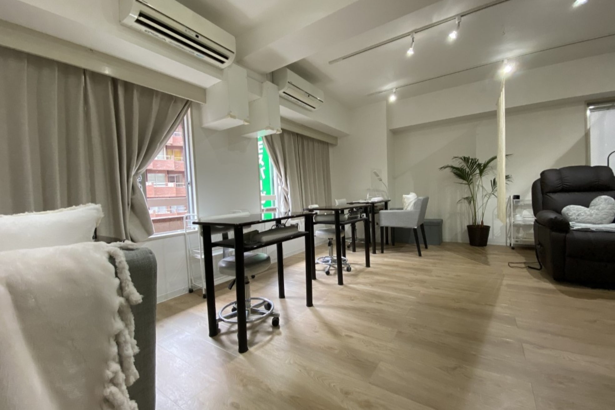 アウラ 新宿西口店(aura)3