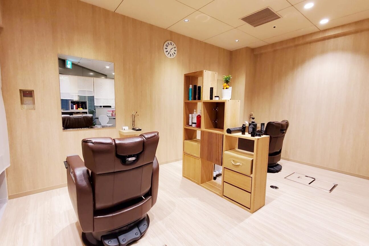 Ｌａｉｒ　ｔｈｅ　ｂａｒｂｅｒ画像1