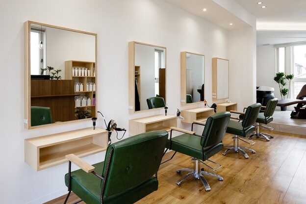 ケイズプラスカラン(HAIR AND MAKEUP K's PLUS calin)1