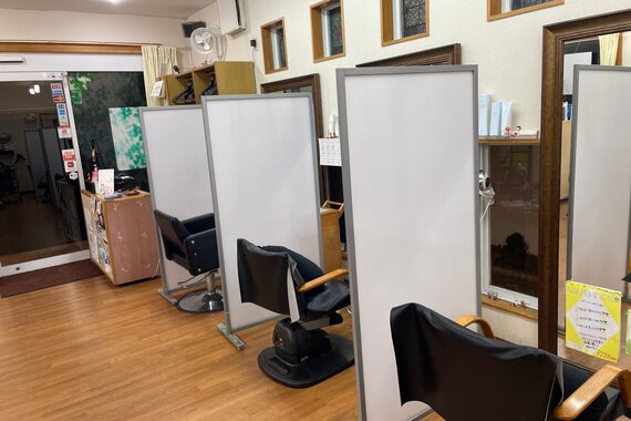 タクミ 美容院 庭瀬店(Takumi)