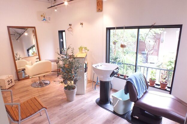 ハウスアンドヘアーワークス(House&Hair works)3
