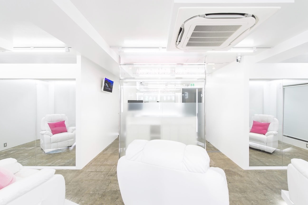 ホログラム ロッポンギ(HOLOGRAM ROPPONGI)2