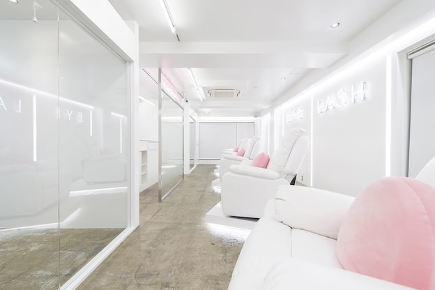 ホログラム ロッポンギ(HOLOGRAM ROPPONGI)3