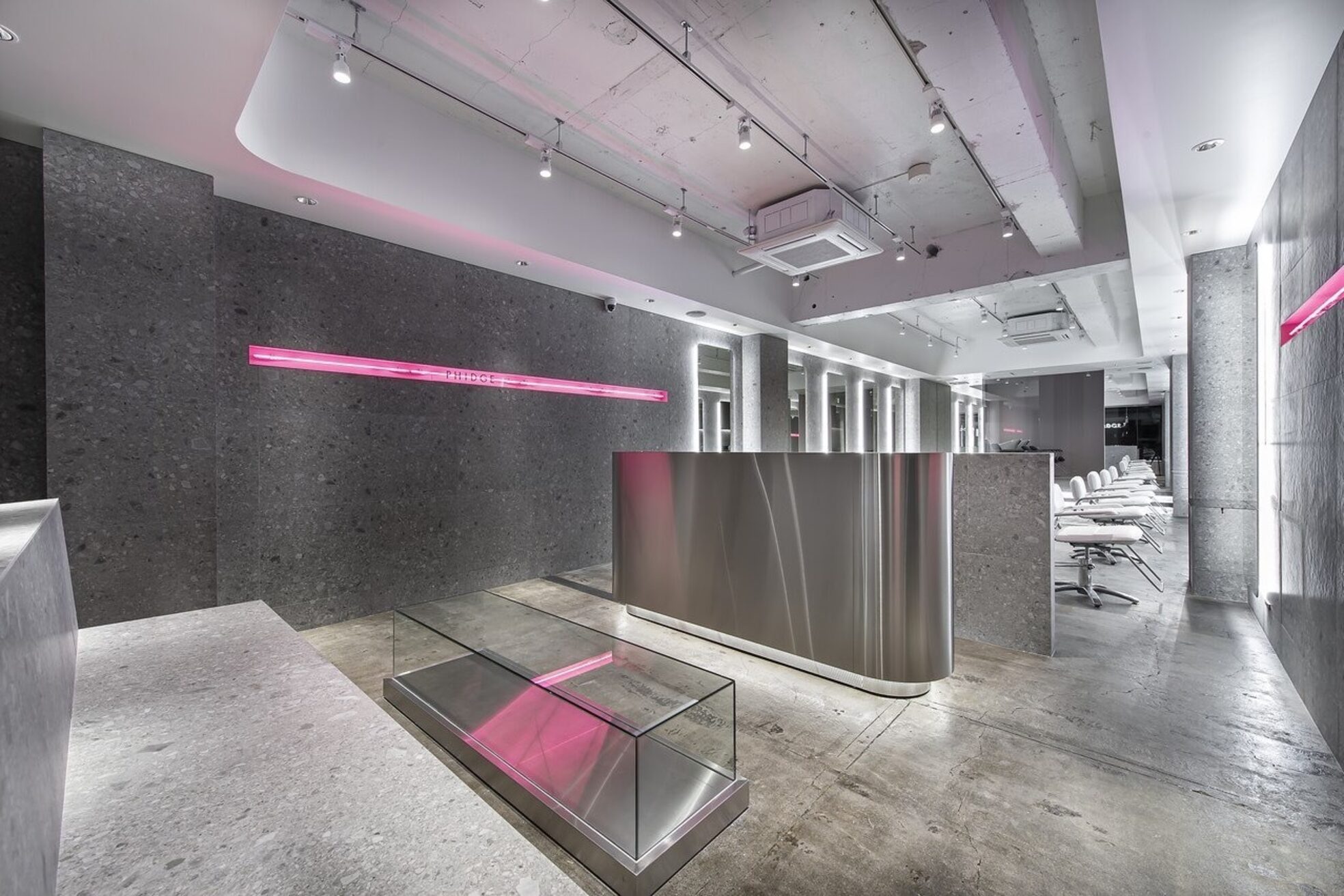 フィッジ(PHIDGE)2