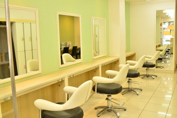 美容室 リズム 菊川店(Reism)1