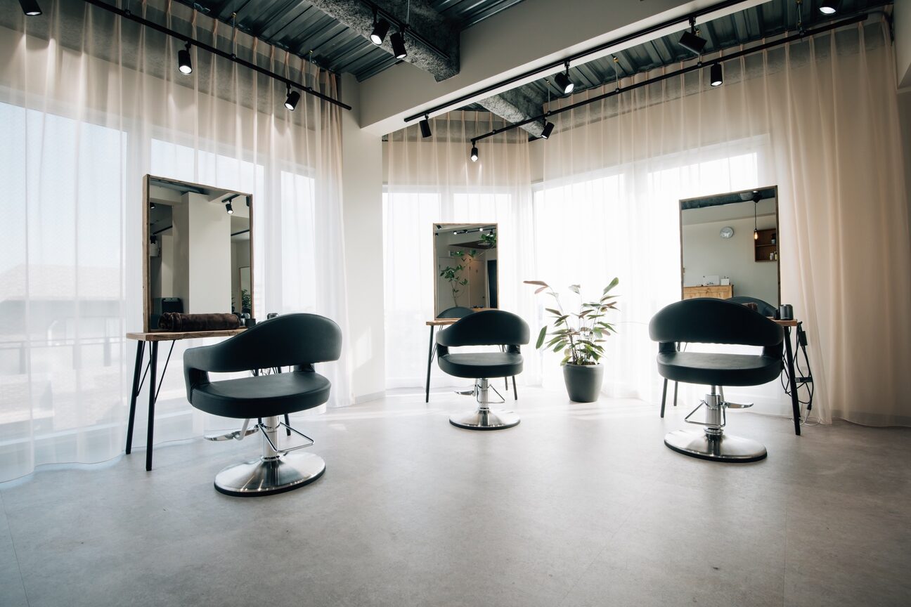 n.w.h  エヌダブリュエイチ（ｎ．ｗ．ｈ）画像1