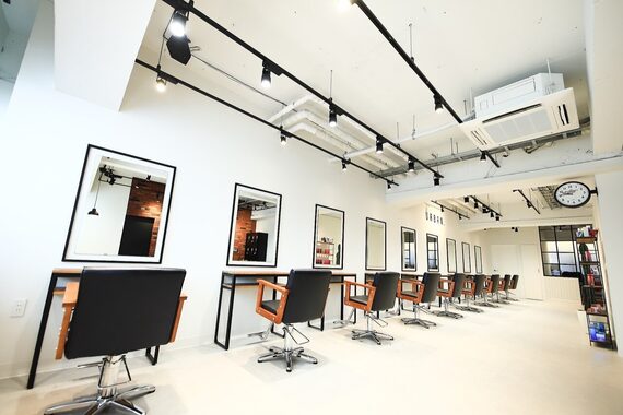 アーバン(URBAN.)