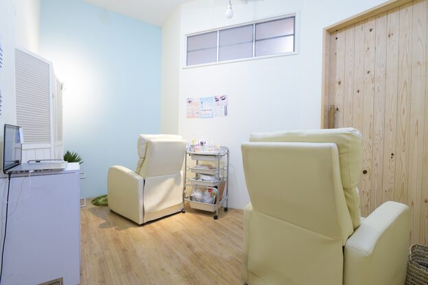 スリースイッチルーム(three switch room)2