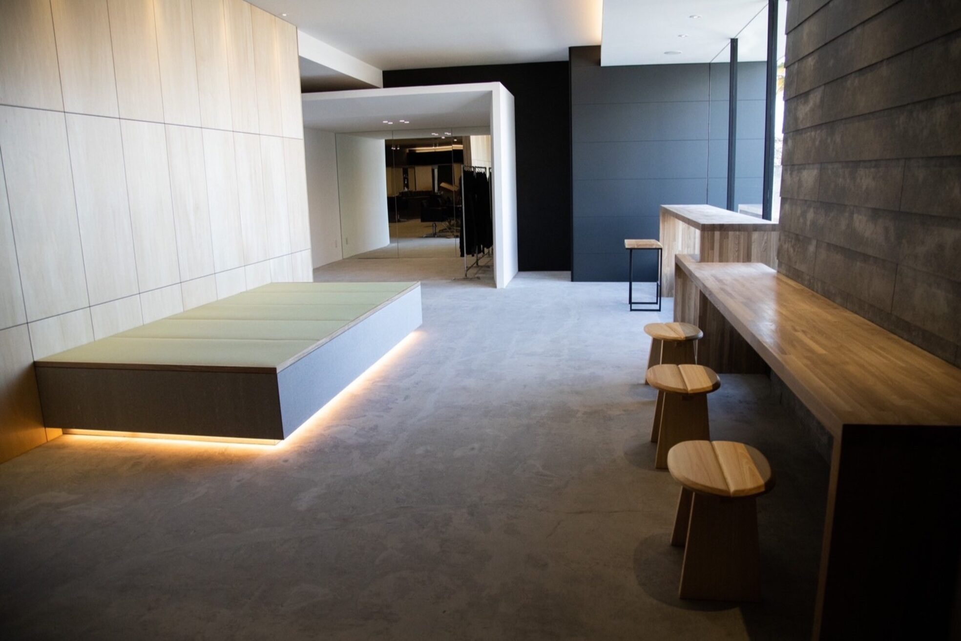 ニアウ 伊勢崎連取店(Niau)2