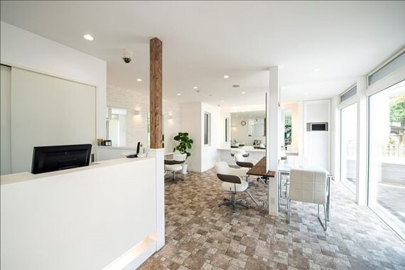 ヘアーメイク ラジック(Hair Make RASIC)