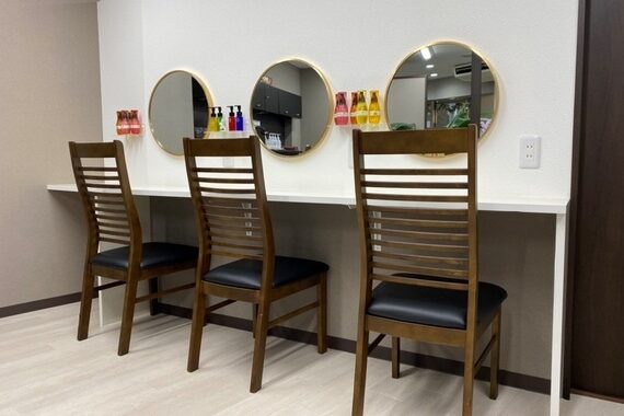 グレイカラーオーサム(Graycolor awesome)