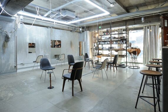 ステップボーンカットオオサカ(STEP BONE CUT OSAKA Via TICK-TOCK)