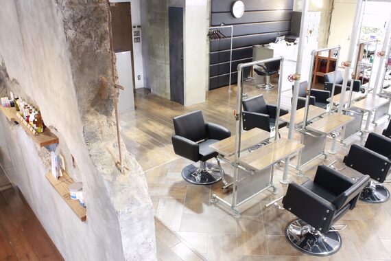 ディ シェーレ 磯子本店(die schere)