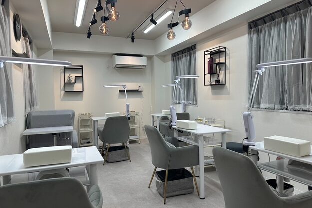 マーチ 横浜 鶴屋町店(MARCH)1