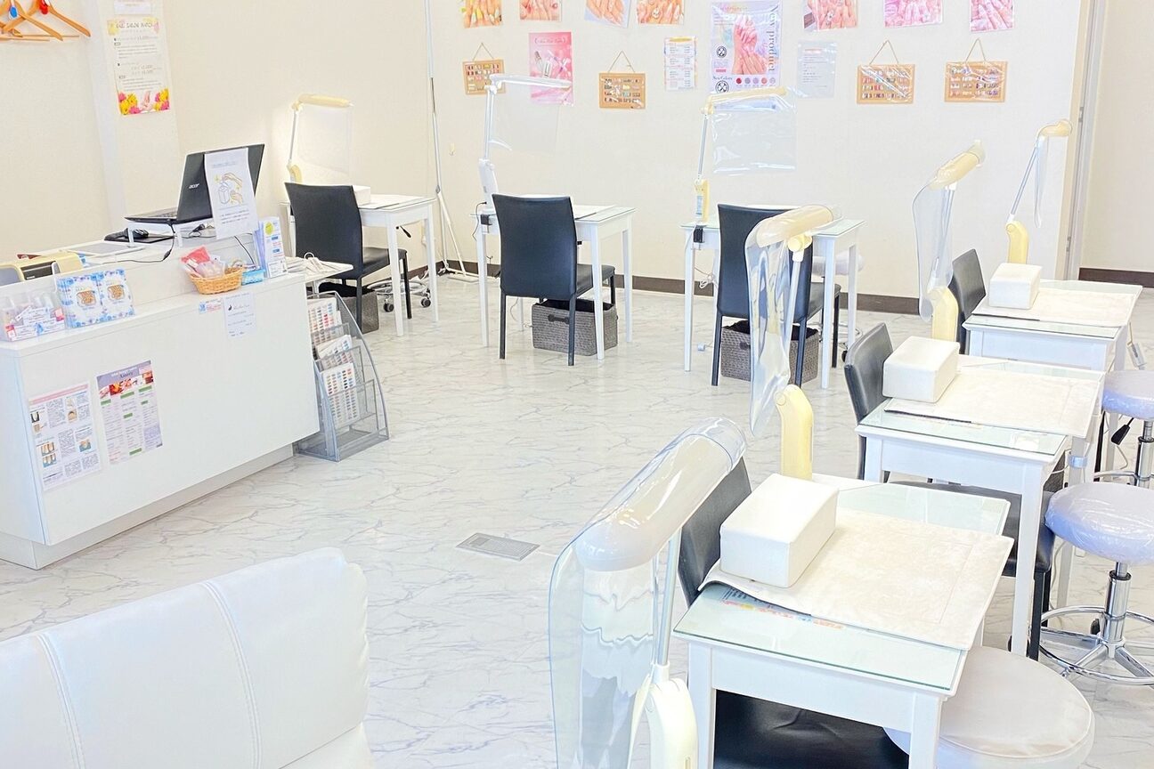 マーチ 甲府店(MARCH)1