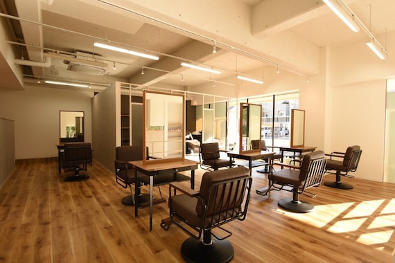 ビフィーノ モーダ 苦楽園店(bifino moda)