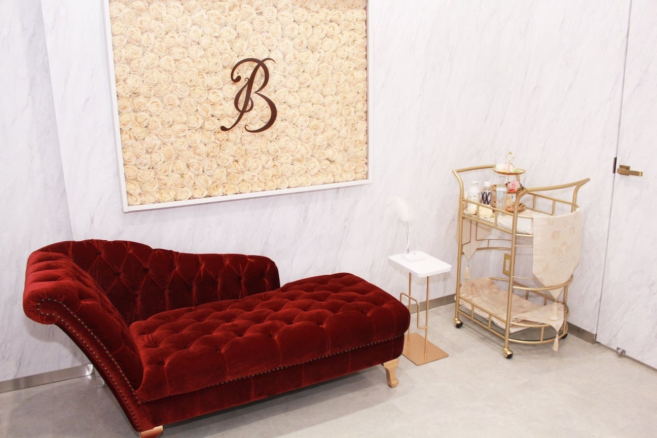 【脂肪冷却/ハイパーナイフ/毛穴】痩身サロン イデアルボーテ(株式会社 サポライトス)画像1