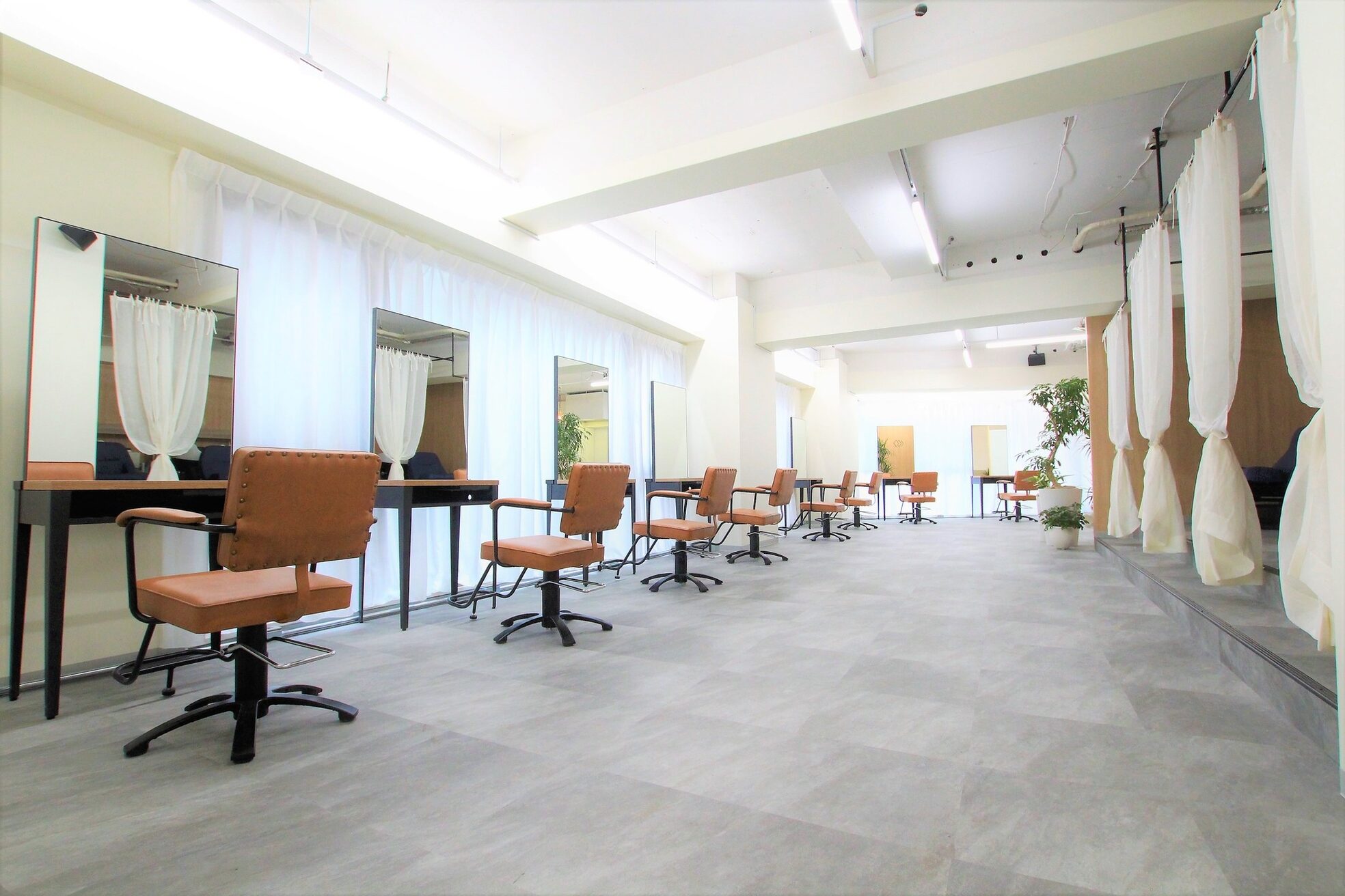 ラベスト バイ セロ 池袋メトロポリタン前(LOVEST by CERO)4