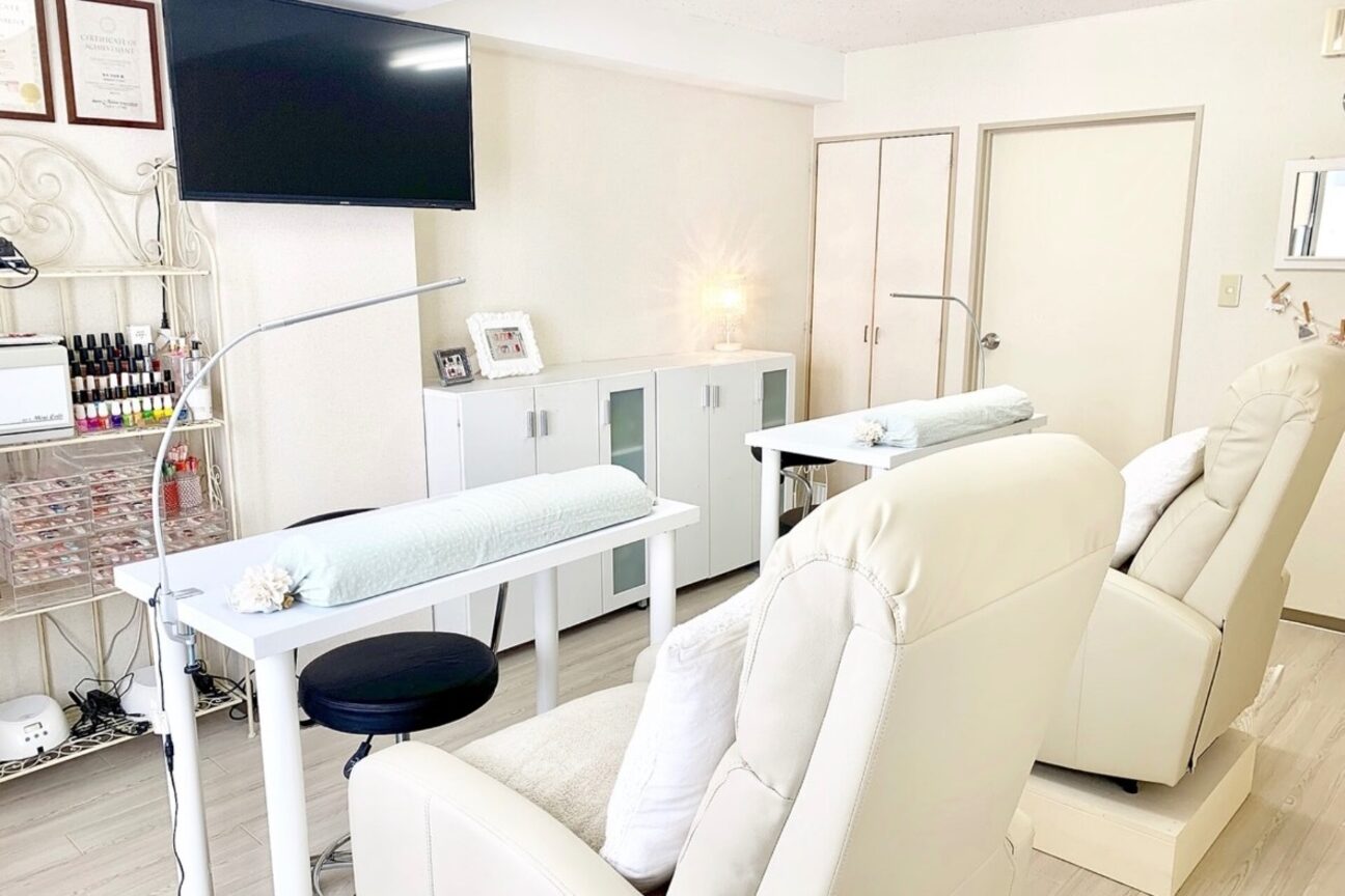 Ｎａｉｌ　Ｓａｌｏｎ　ＣＨＥＬＩＣＥ画像1