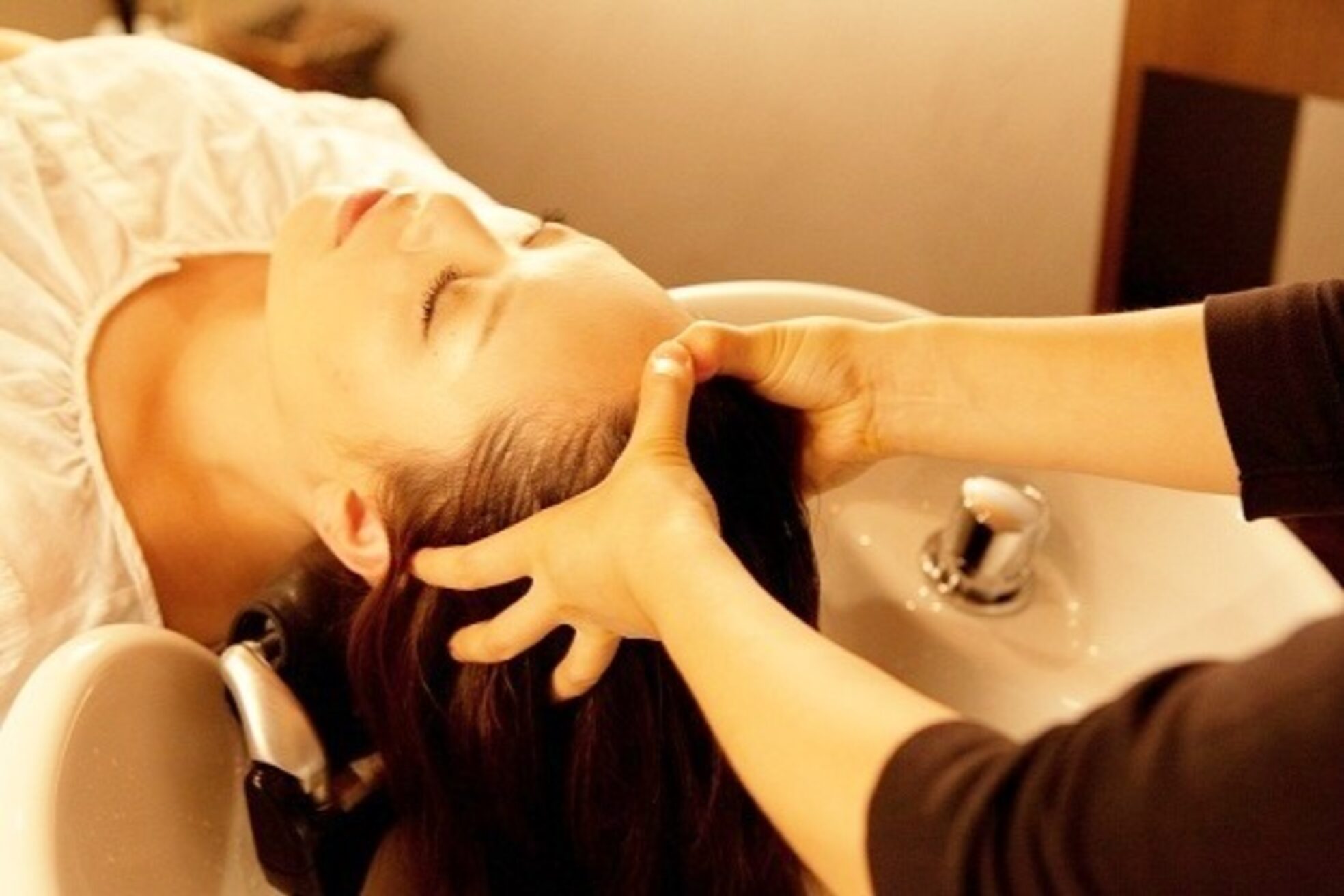 ヘアリゾートハピネス 陽光町8