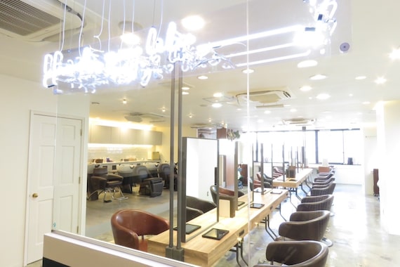 ヘアーブレイス(hair brace)