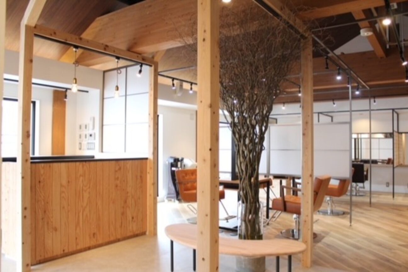 RISE HAIR BRAND［ライズ ヘア ブランド］（株式会社　Ｒ＆Ａホールディングス）画像1