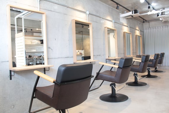 ライズヘアーブランド 宝塚中山店(RISE HAIR BRAND)