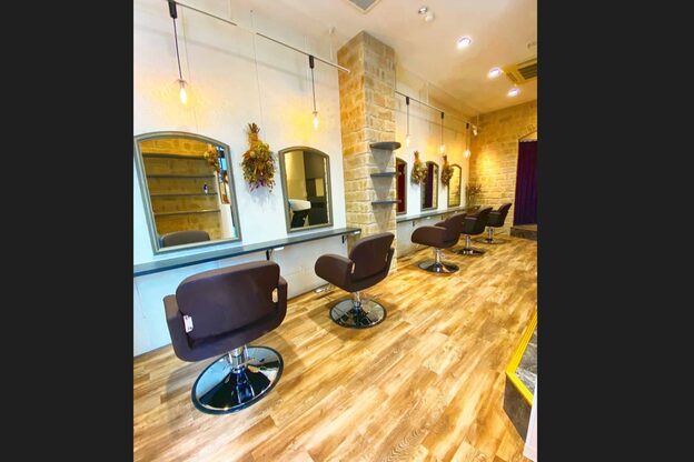 ヘアメイク コムハース 調布(hair make COMHEARES)6