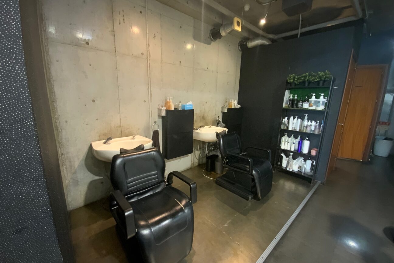 ＮＩＮＥ　ｈａｉｒ　ｓｔｕｄｉｏ画像1